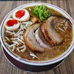 バリバリジョニー - 厚切り炙り焼きチャーシュー麺（1030円）