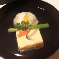 伊万栄 - 