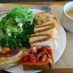 サンドッグイン　神戸屋 東神奈川駅店 - 