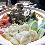 よし半 - 青森津軽どり鍋