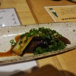 焼き茄子の甘だれがけ