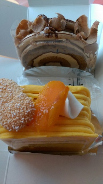 村福本店 - 本八戸（和菓子）の写真