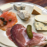 清加和 - チーズと燻製盛合せ