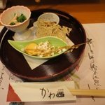 Shokurakudokoro Kawanishi - お通し　畳いわし　海老と　お浸し　椎茸お山葵和え等