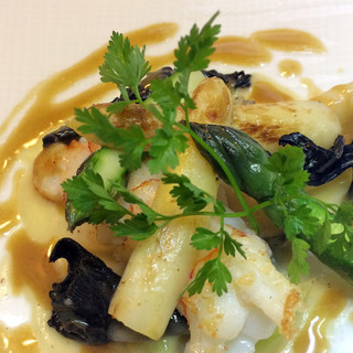 ラ・プロヴァンス 牟礼山荘_1