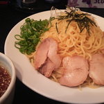 ゆきみ家 - ボリューム満点の冷やしつけ麺（アップ）