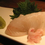 ｓｕｓｈｉ ｄｉｎｉｎｇ 鸞 - 日高松皮かれいの刺身