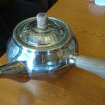 手打そば風來蕎 - そば湯は急須で供されます