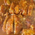 キッチンあべ - とりカツカレー（アップ）