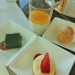 ピーク・ラウンジ - 