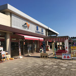 亀山パーキングエリア（上り線）売店 - 外観