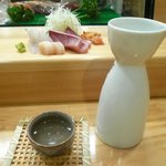 お造りには燗酒