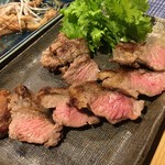 新橋肉研究所 - 豚肉（部位を忘れました…）