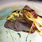 エクアトゥール - 和牛ハラミのベアロネーズソースとトリュフ