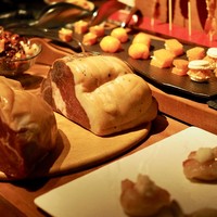 リストランテ ティー ブイ ビー - 食材ワゴンから前菜をチョイス