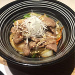 松尾ジンギスカン - ジンギスカン丼ランチセット¥1,080 生卵投下前