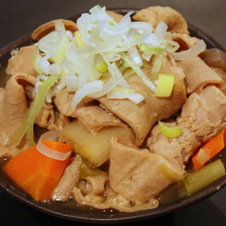 酒場名物♪聞いたことない!!【おふくろのもつ煮】食べ放題♪