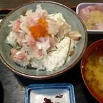 茅ヶ崎 海ぶね - 海鮮ごっつぉ丼定食