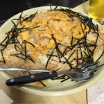 焼肉 はせ川 - 大人のオムライス 玉子を載せる前