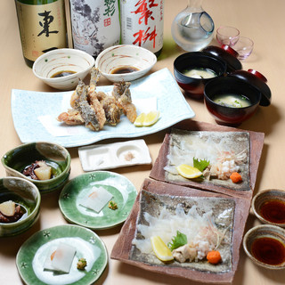 おこぜ料理 春から 夏にかけて旬の白身の魚 見てくれはよくないのですが 食べれば ふぐにも勝る逸品です 保証します 博多中洲 六三亭 中洲川端 魚介料理 海鮮料理 食べログ