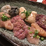 肉とスープのおいしい店 肉の匠 吉杉 - ホルモン5種盛り