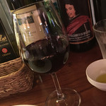 Gentile - グラスワイン赤ミディアム。