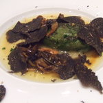 ローザネーラ - 群馬産ちぢみほうれん草と北海道産ほたてのスフォルマート　黒トリュフのっけ