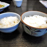 Minatoya - 普通盛りご飯（右）＆ 大盛りご飯
