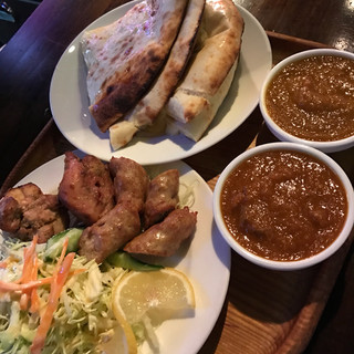 カフェ・モンマルトル_1