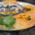 ベトナミング - えびのすり身入り揚げ餅風、ヌクアムソース＠700円
