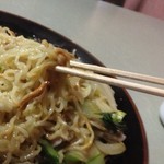 チャイナレストラン 横浜 - 五目ヤキソバ 750円 大盛100円増し