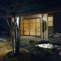 丸新 - 入り口。