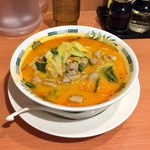 日高屋 - モツ野菜ラーメン￥590