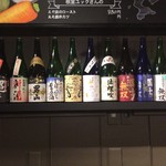 Totogura Nemuro - 店内の日本酒たち