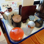 客野製麺所 - 2017年2月5日(日)　テーブル席卓上アイテム