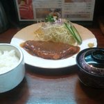 とんかつ定食（お昼のみ）
