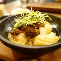 cenci - 新玉葱、丸麦、牛テール、アンコールペッパー