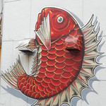 真鯛らーめん 麺魚 - インパクトのある壁面画