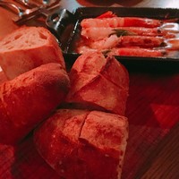 EX nishiazabu - 海老のアヒージョは、なんと有頭！