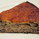 タボラ カルダ ミヤケ - へーゼルナッツとリコッタチーズのケーキ、絶品！