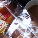 セブンイレブン - ホットコーヒー＆ソーセージロール