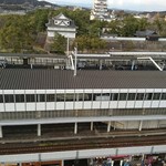 Takano Sukafe - 窓からは     福山城  駅ホームまで見えます 
       駅真ん前  