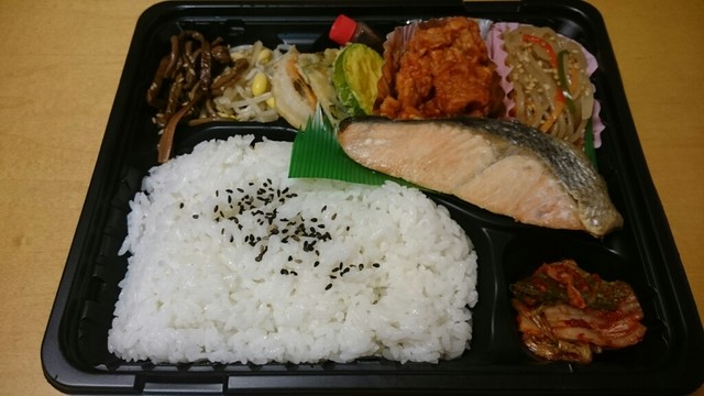 さん お の 弁当 焼肉 屋