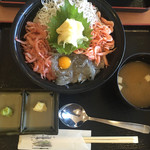 Surugaji - 味彩丼(￥1470)