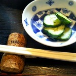 キッチン青山 - 箸置きはシャンパンコルク