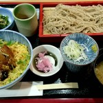Yayoi - 穴子丼と蕎麦のセット