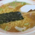 三重食堂 - 鶏ガラスープかな？