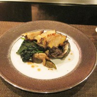 鉄板キュイジーヌ長尾 - アワビのバター醤油。