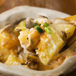 Grilled potatoes with mentaiko cheese