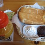 サマージュース・小倉トースト・生クリーム＠2010/11/25